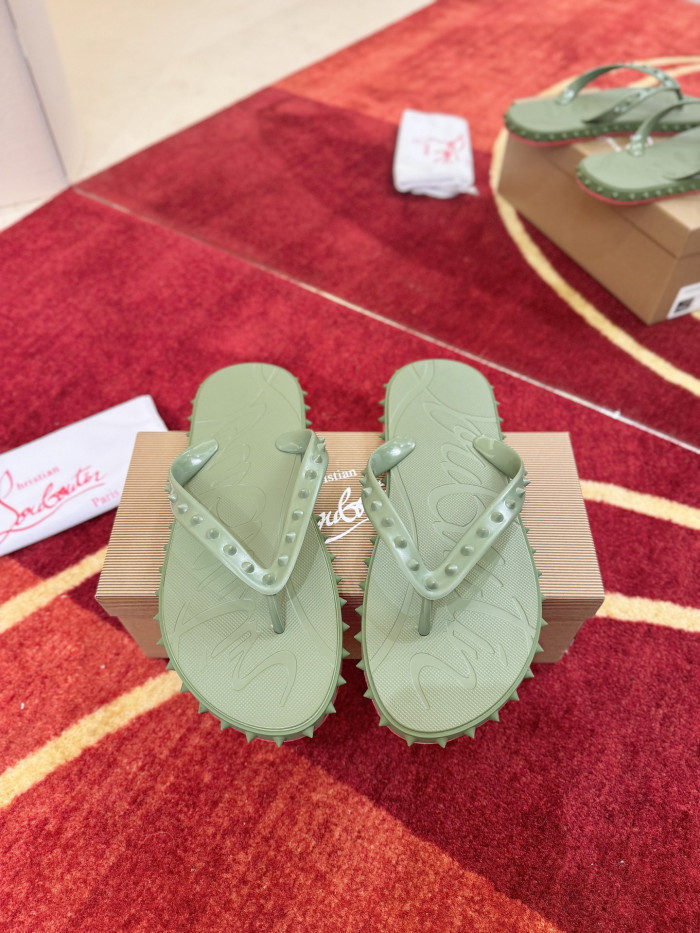 CL SLIPPERS 101218