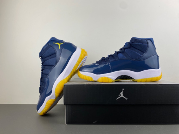 Air Jordan 11 AT7802-1151