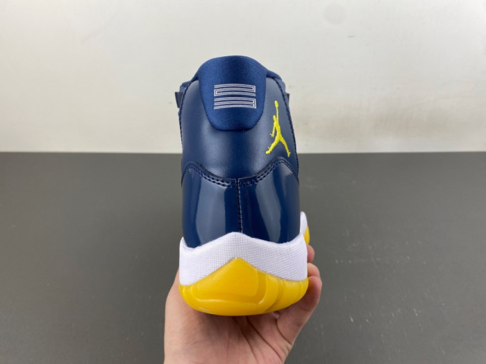 Air Jordan 11 AT7802-1151