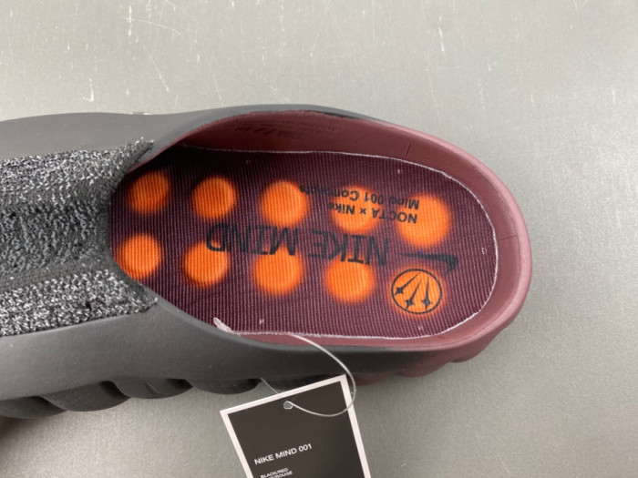 Nike Mind 001 IR2175-2011 (RUN SMALL,PLS 1 SIZE UP)