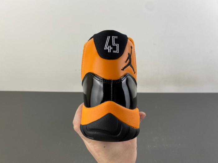 Air Jordan 11 CT8012-700