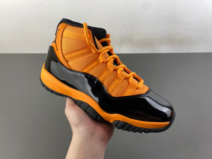 Air Jordan 11 CT8012-700