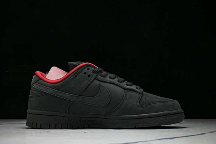 Nike SB Dunk Low Svp*me 94 Black HQ8487-001