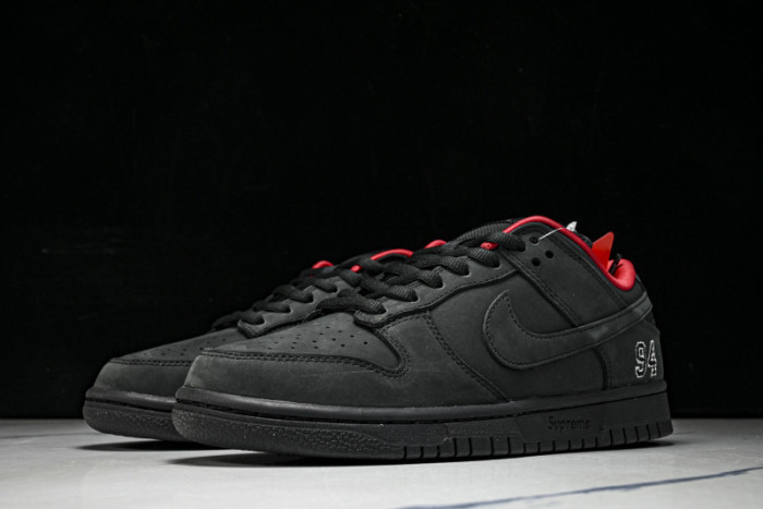 Nike SB Dunk Low Svp*me 94 Black HQ8487-001