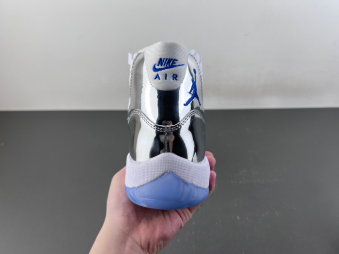 Air Jordan 11 CT8012-140