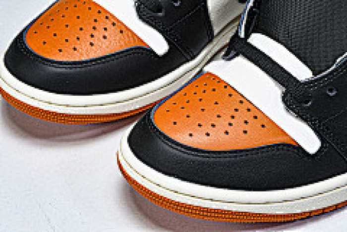 ( 2025 ) Air Jordan 1 High OG “Shattered Backboard” DZ5485-008