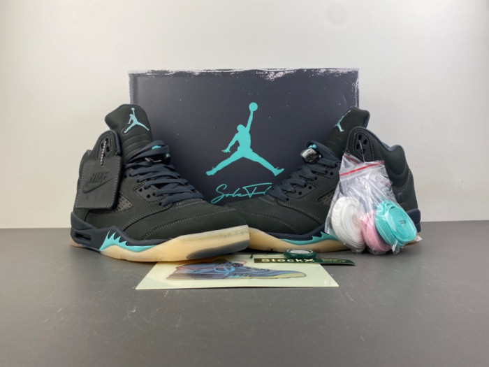 (2026) Solefly x Air Jordan 5 Retro IU0734-001