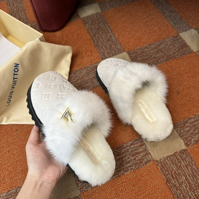LOVT SANDAL