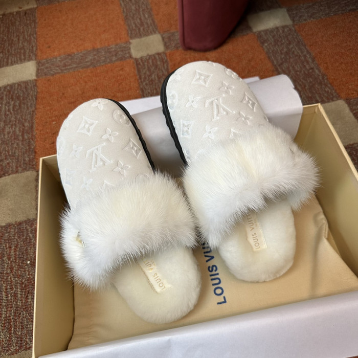LOVT SANDAL