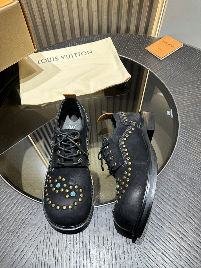 LOVT SNEAKER lv-554