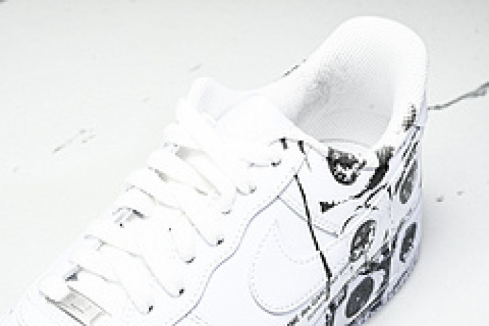 Nike Air Force 1 Low Svp*me Comme des Garcons Shirt 923044-100
