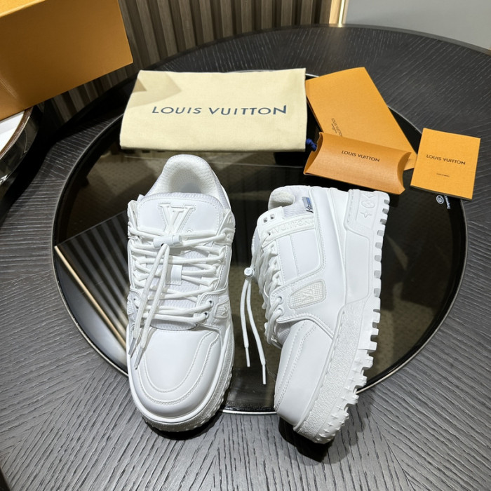 LOVT SNEAKER lv-237