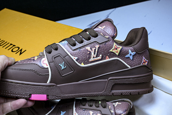 LOVT SNEAKER lv-557