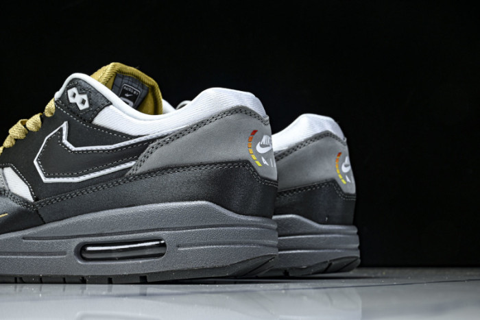 Nike Air Max 1 .SWOOSH Low Poly Big Head Mode IB9898-001