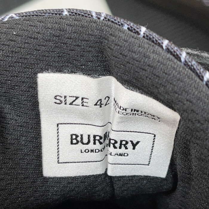 BUBERY SNEAKER