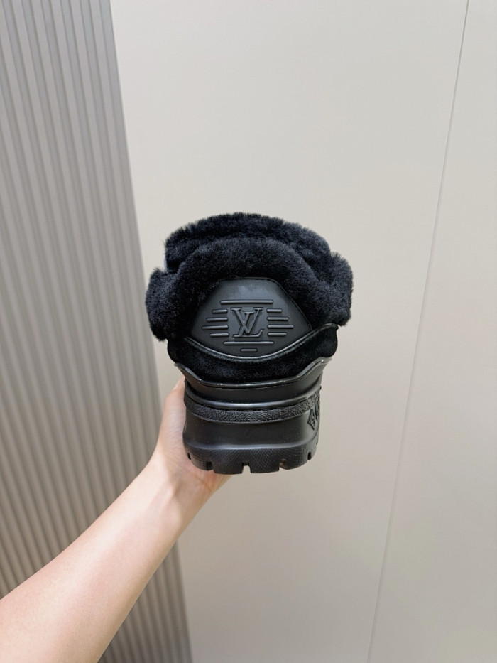 LOVT SNEAKER lv-501