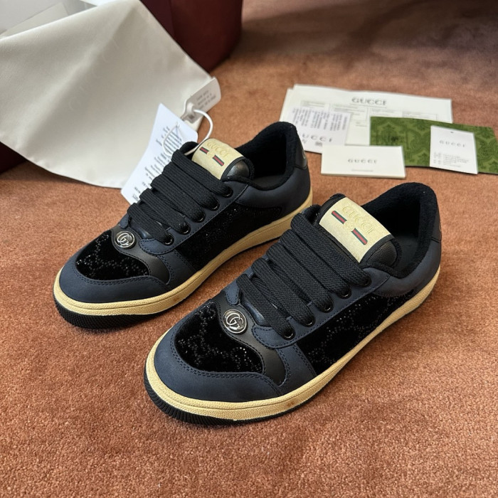 LOW-TOP SNEAKER 90656