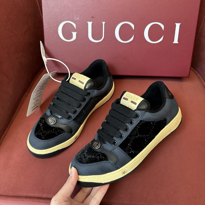 LOW-TOP SNEAKER 90656