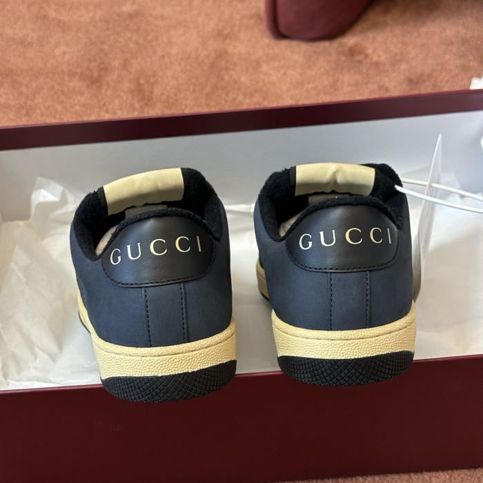 LOW-TOP SNEAKER 90656