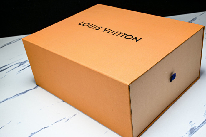 LOVT SNEAKER lv-447