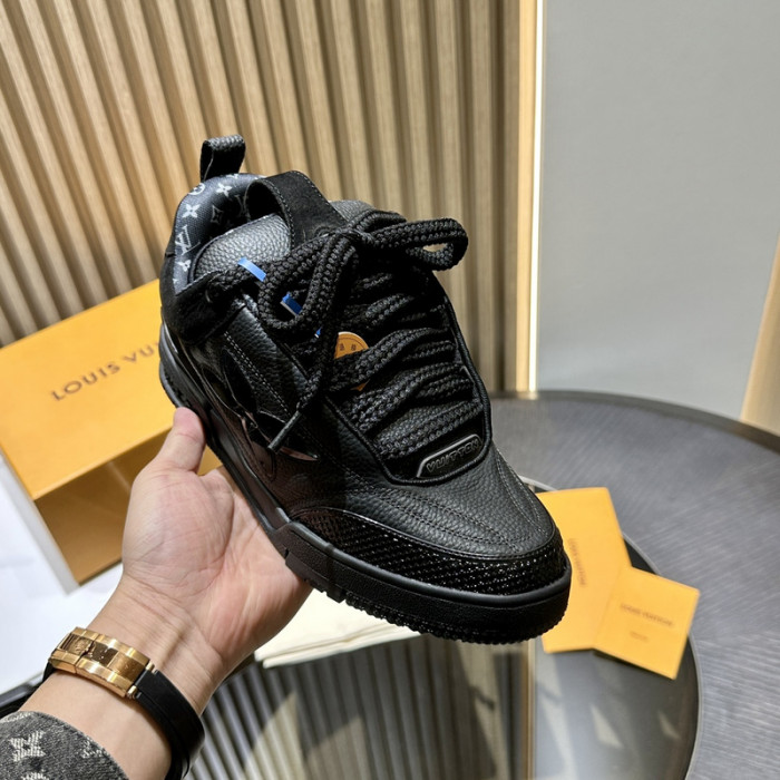 LOVT SNEAKER lv-209
