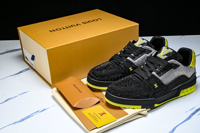 LOVT SNEAKER lv-564