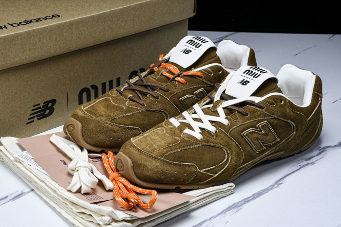 New Balance MIU 38165