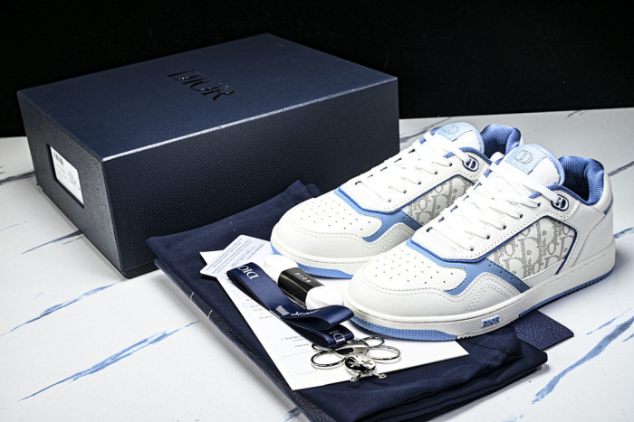 DR B27 LOW-TOP SNEAKERS DR-199