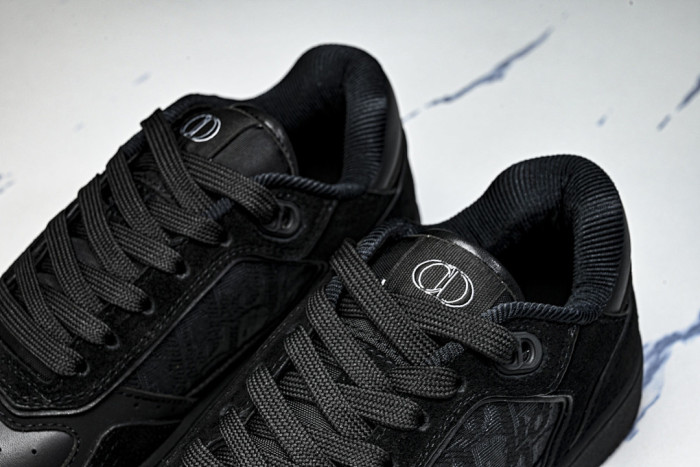 DR B27 LOW-TOP SNEAKERS DR-200