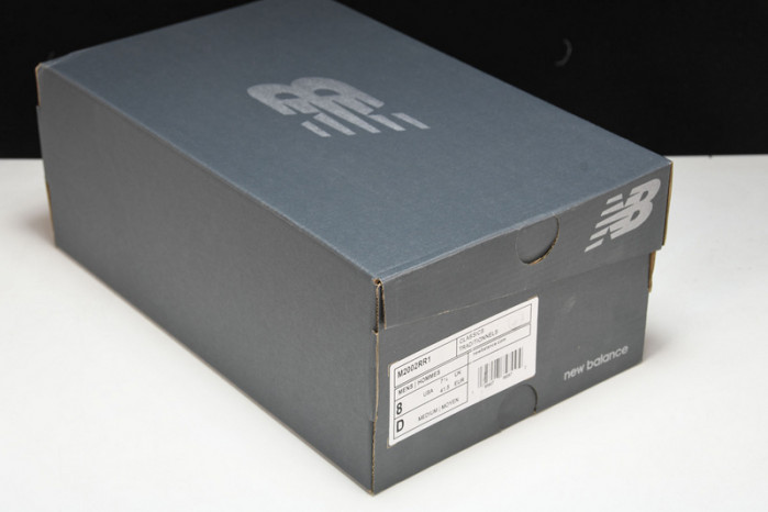 New Balance 2002R M2002RR1