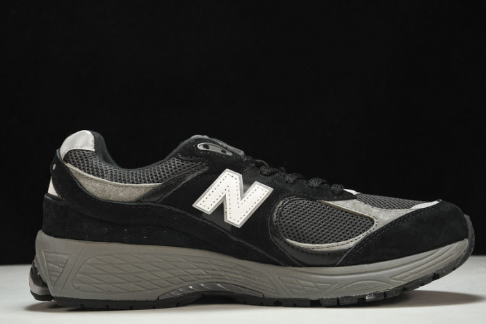 New Balance 2002R M2002RR1