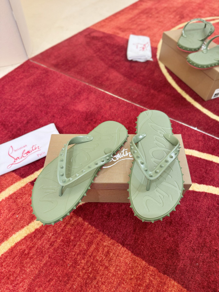 CL SLIPPERS 101218