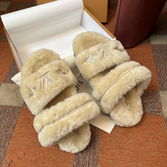 LOVT SANDAL 041565