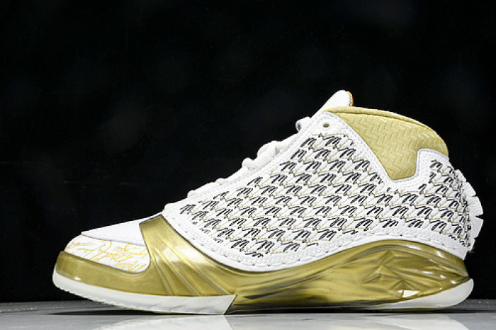Air Jordan Trophy Room x Air Jordan 23 Retro 'White' 853336-123