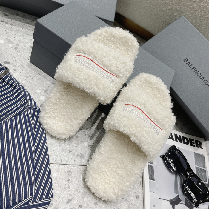 BL SLIPPERS