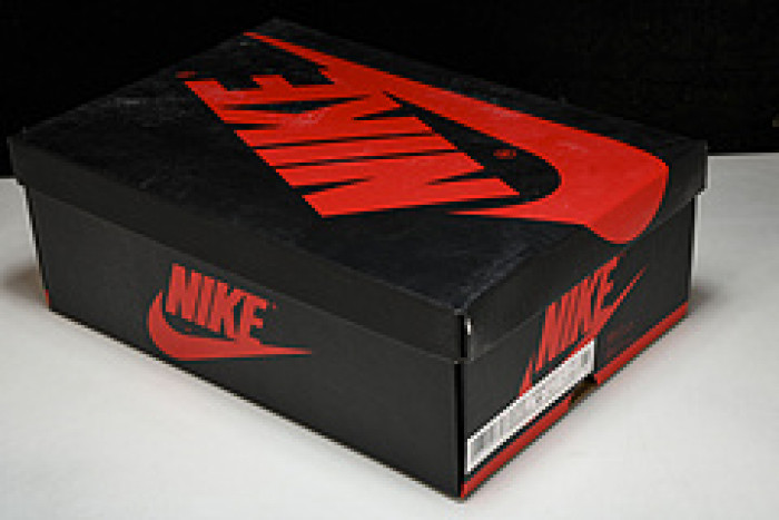 Air Jordan 1 Low OG ‘Year of the Dragon’ FN3727-100