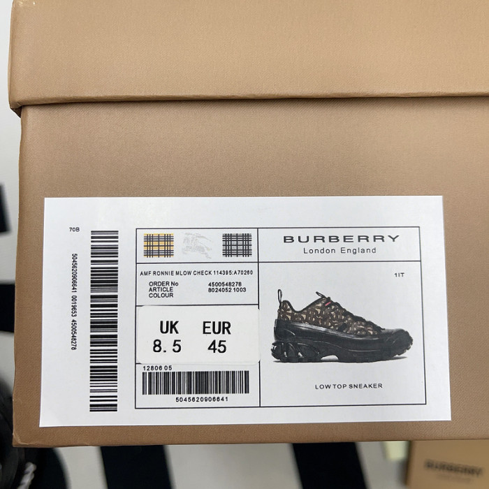 BUBERY SNEAKER