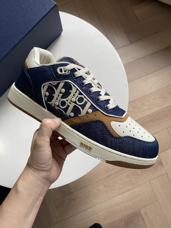 DR B27 LOW-TOP SNEAKERS DR-204