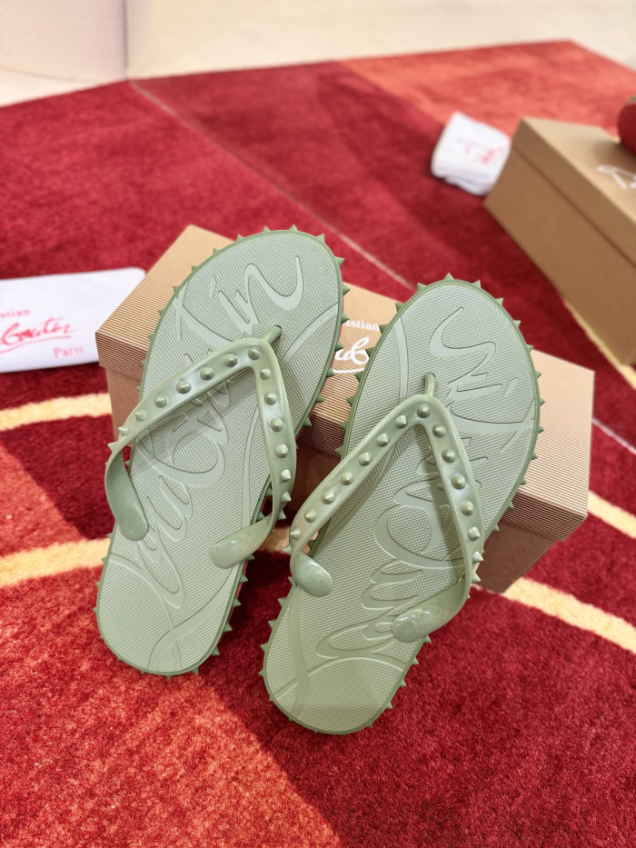 CL SLIPPERS 101218