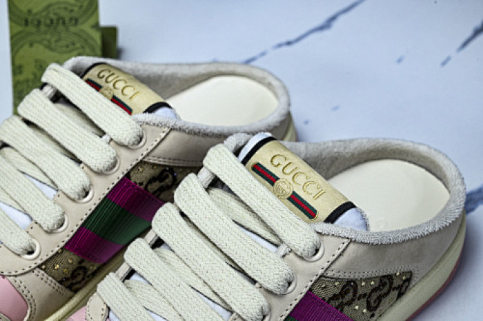 LOW-TOP SNEAKER 90661