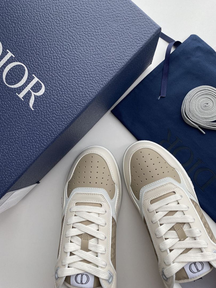 DR B27 LOW-TOP SNEAKERS DR-79