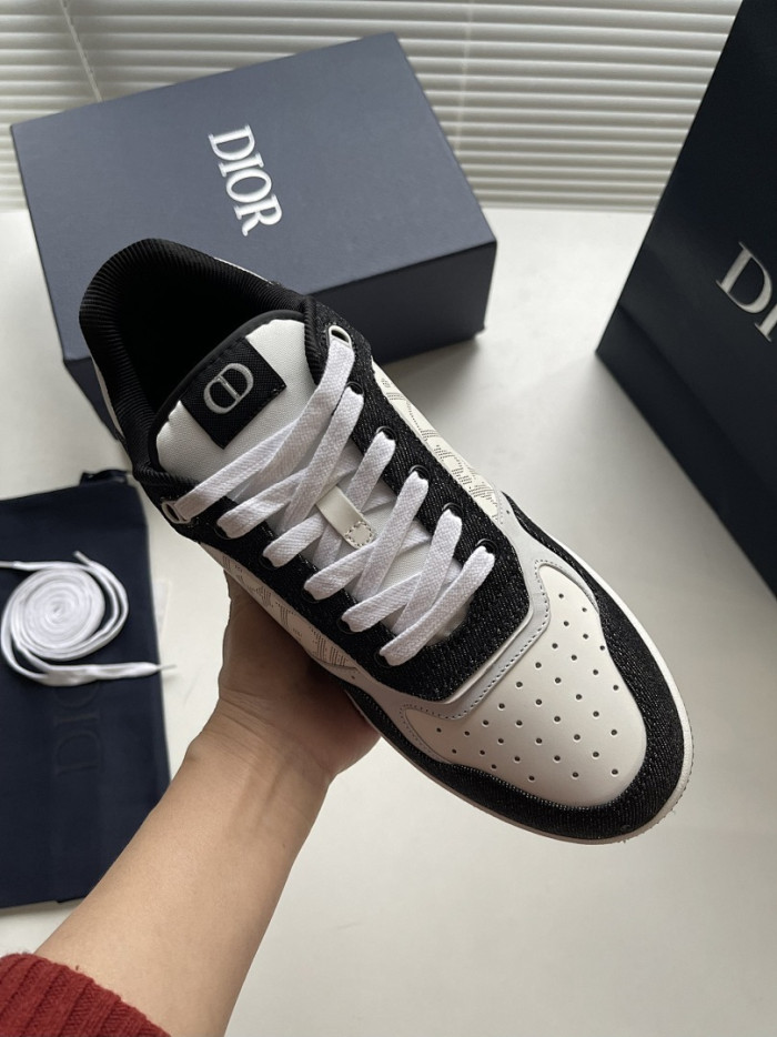DR B27 LOW-TOP SNEAKERS DR-212