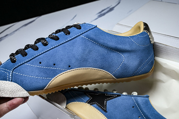 GGDB SNEAKERS 120251