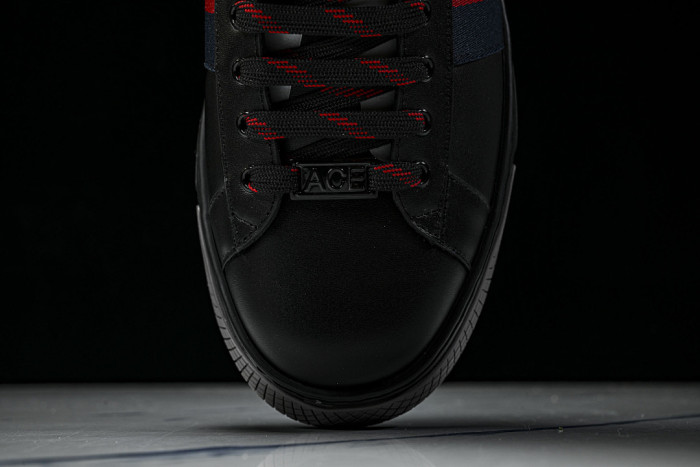GI ACE EMBROIDERED LOW-TOP SNEAKER 90663
