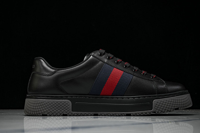 GI ACE EMBROIDERED LOW-TOP SNEAKER 90663