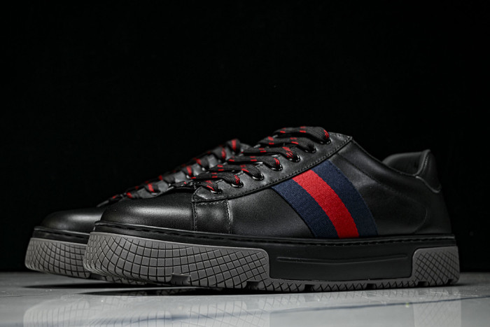 GI ACE EMBROIDERED LOW-TOP SNEAKER 90663