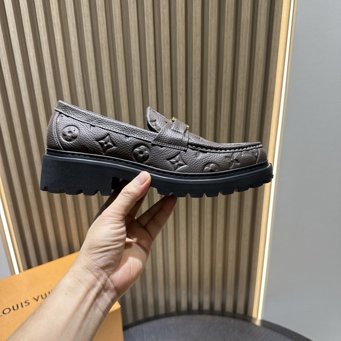 LOVT SNEAKER lv-601