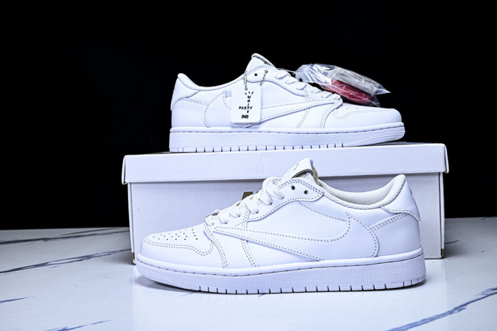 Travis Scott x Air Jordan 1 Low TD1228-111