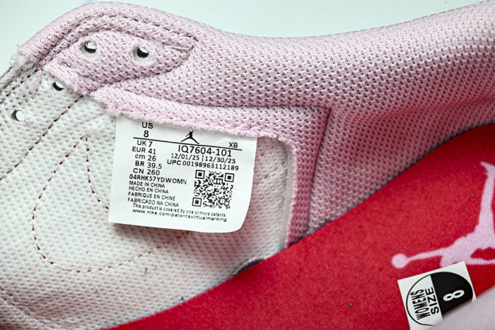 Travis Scott × AJ1 Low "Shy Pink" IQ7604-101