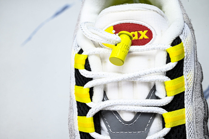 Nike Air Max 95 SP Undefeated Geo Shanghai Opti Yellow IB4523-002